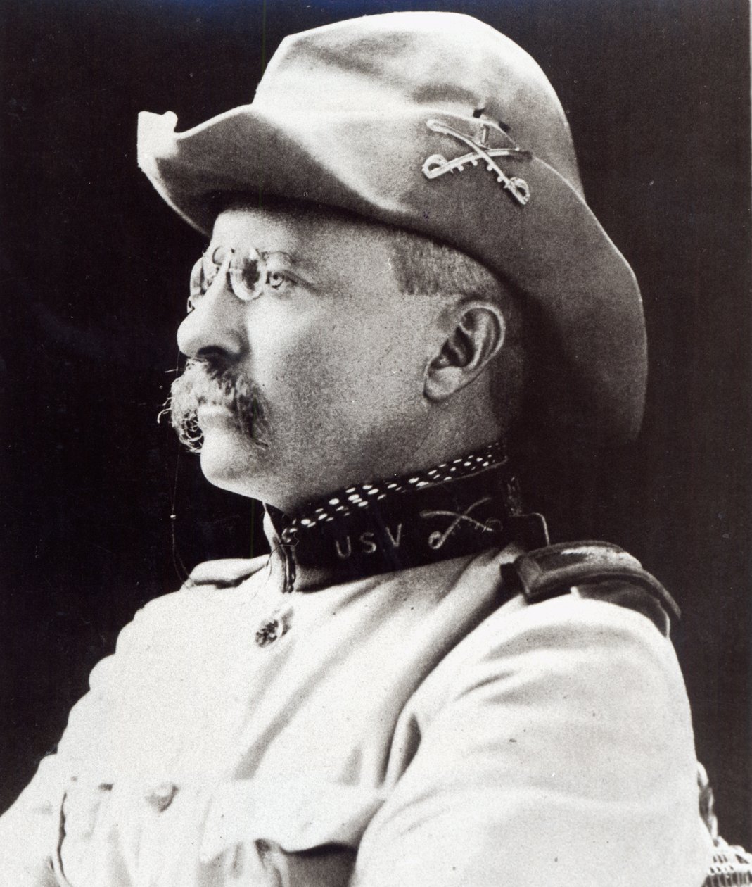 Theodore Roosevelt som oberstløjtnant for 1st US Volunteer Cavalry i 1898 (s/h-foto) af American Photographer