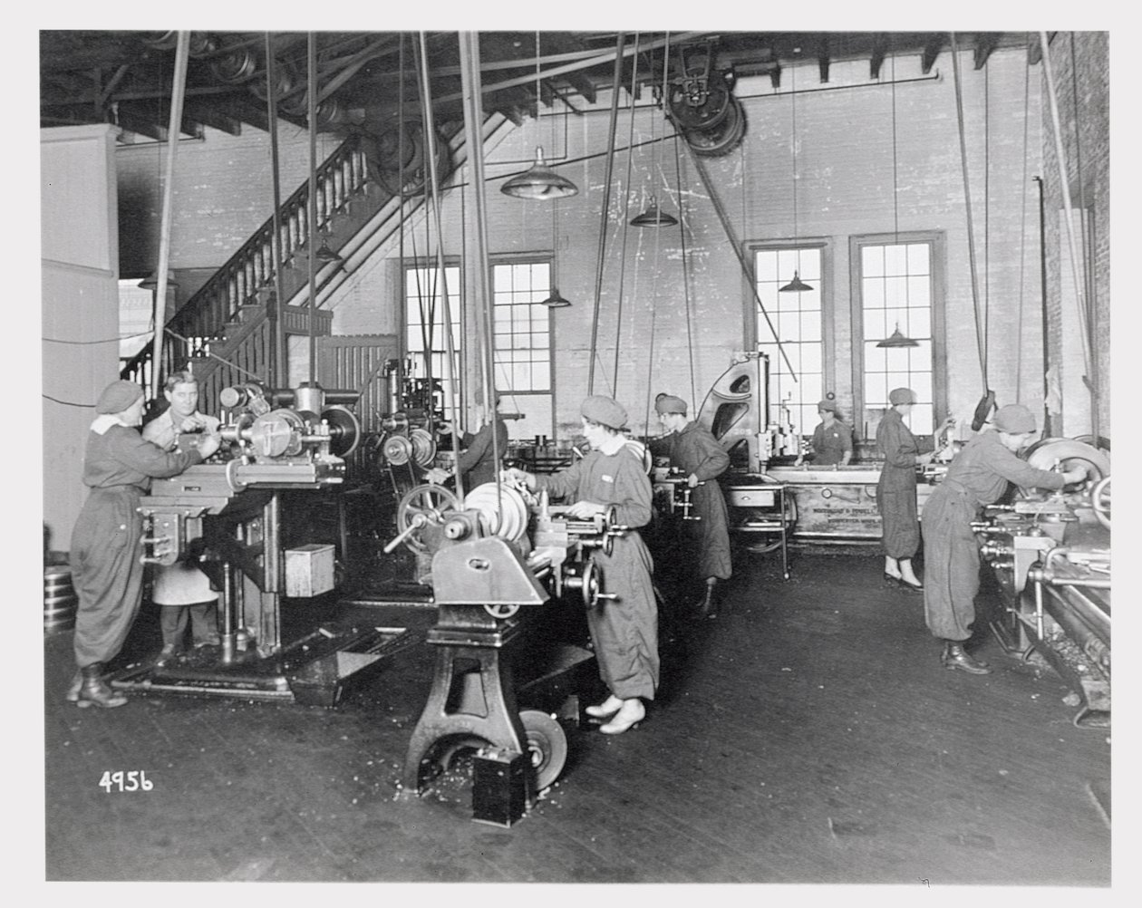 Kvinder, der arbejder på fabrikker under 1. verdenskrig, ca. 1917 af American Photographer