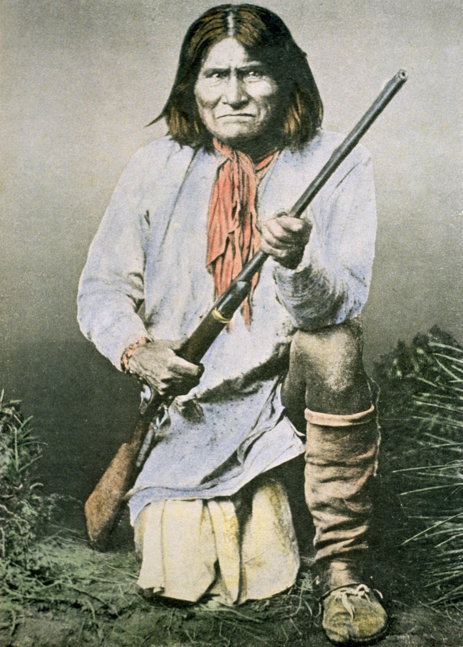 Geronimo (farvet foto) af American School