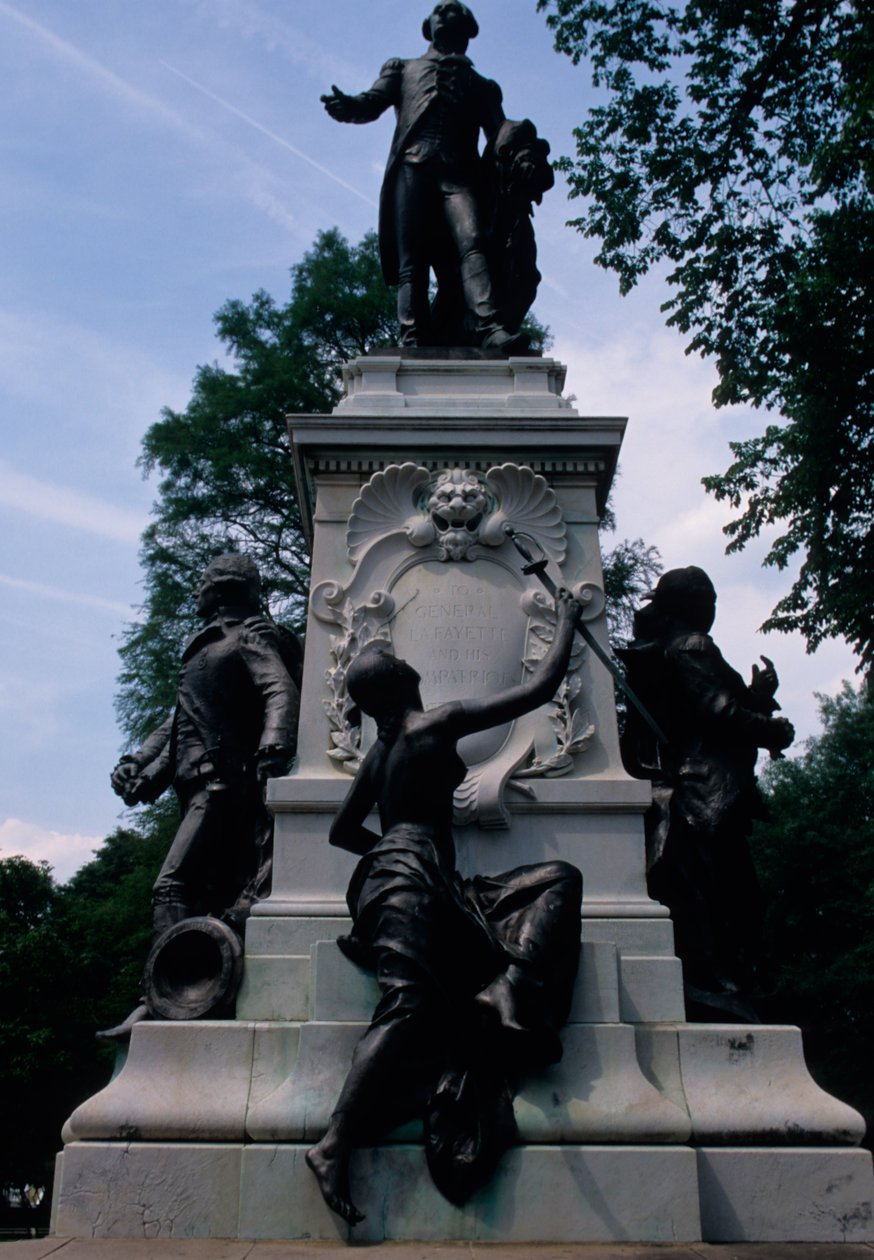 Mindestatue til general Gilbert de Lafayette, 1891 af American School