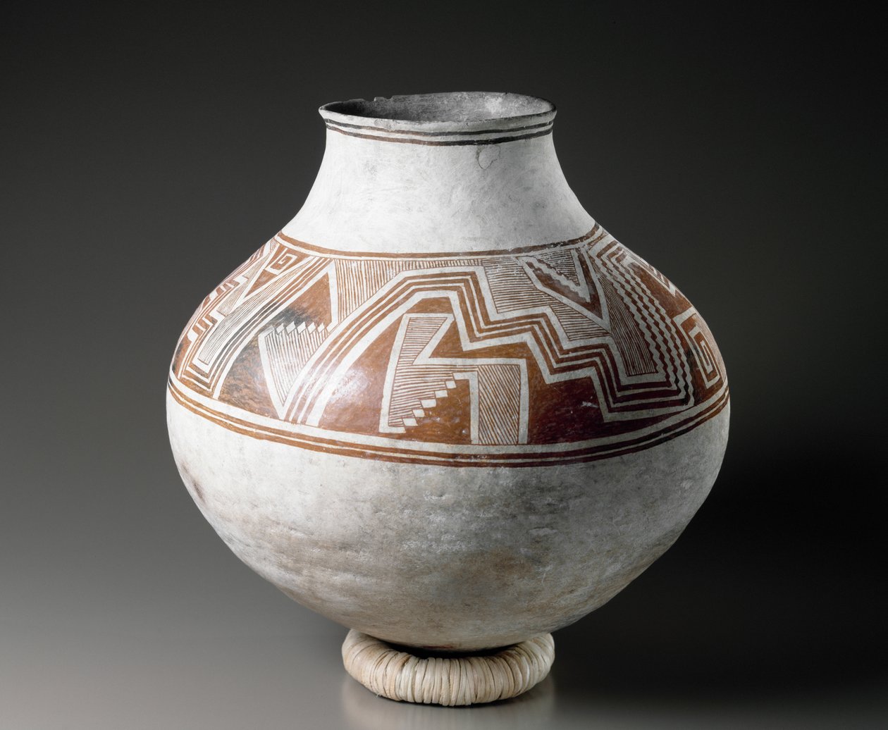 Mogollon krukke med geometriske designs, stil II, 1025-1150 (lertøj med bichrom slibning) af American School
