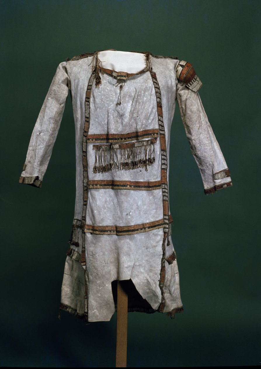 Native American knælang skin skjorte (caribou skin) (for front se 109423) af American School
