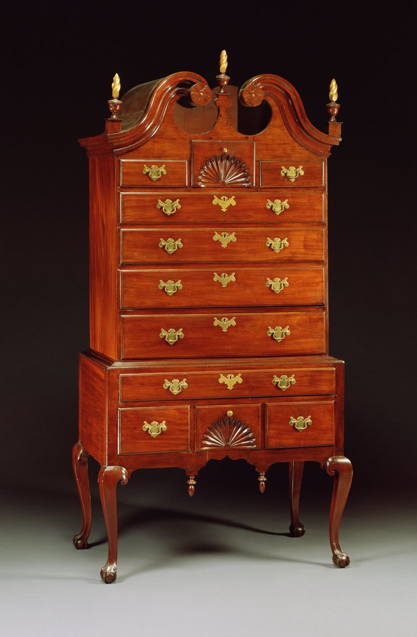 Dronning Anne udskåret høj kommode, Connecticut eller New York, 1760-80 af American School