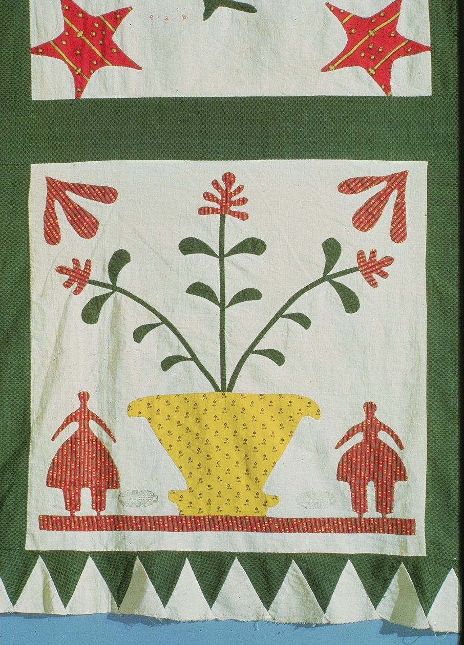 Quiltdetalje, der viser figurer og blomster (bomuld) af American School