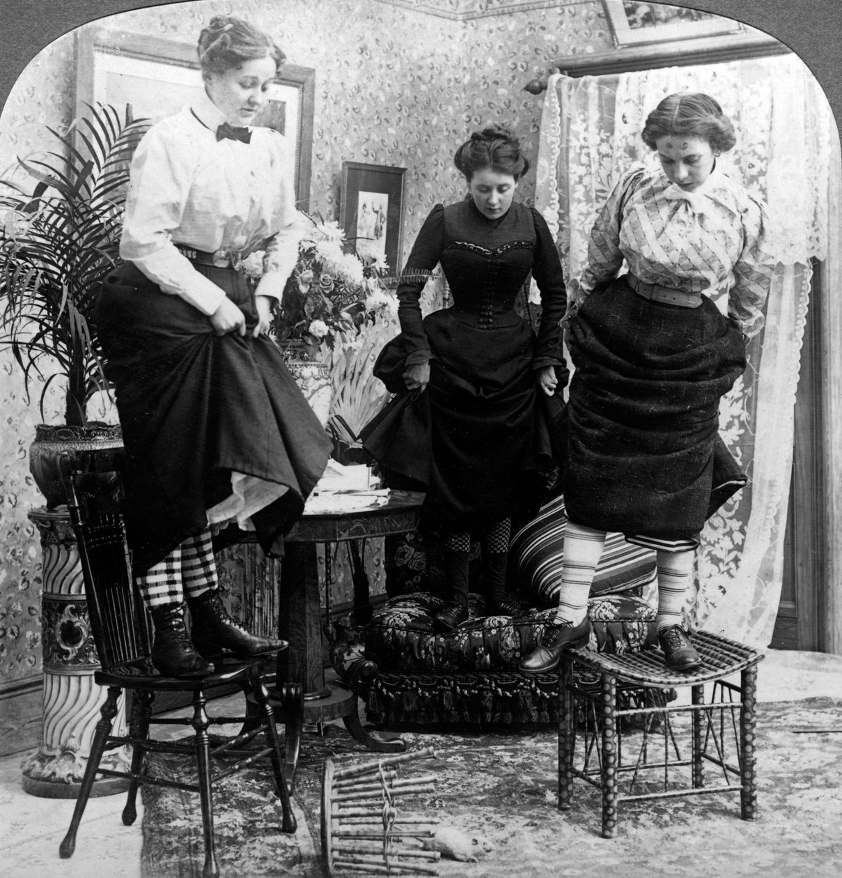 Rotter! Rotter!! Rotter!!!. af American Stereoscopic Company