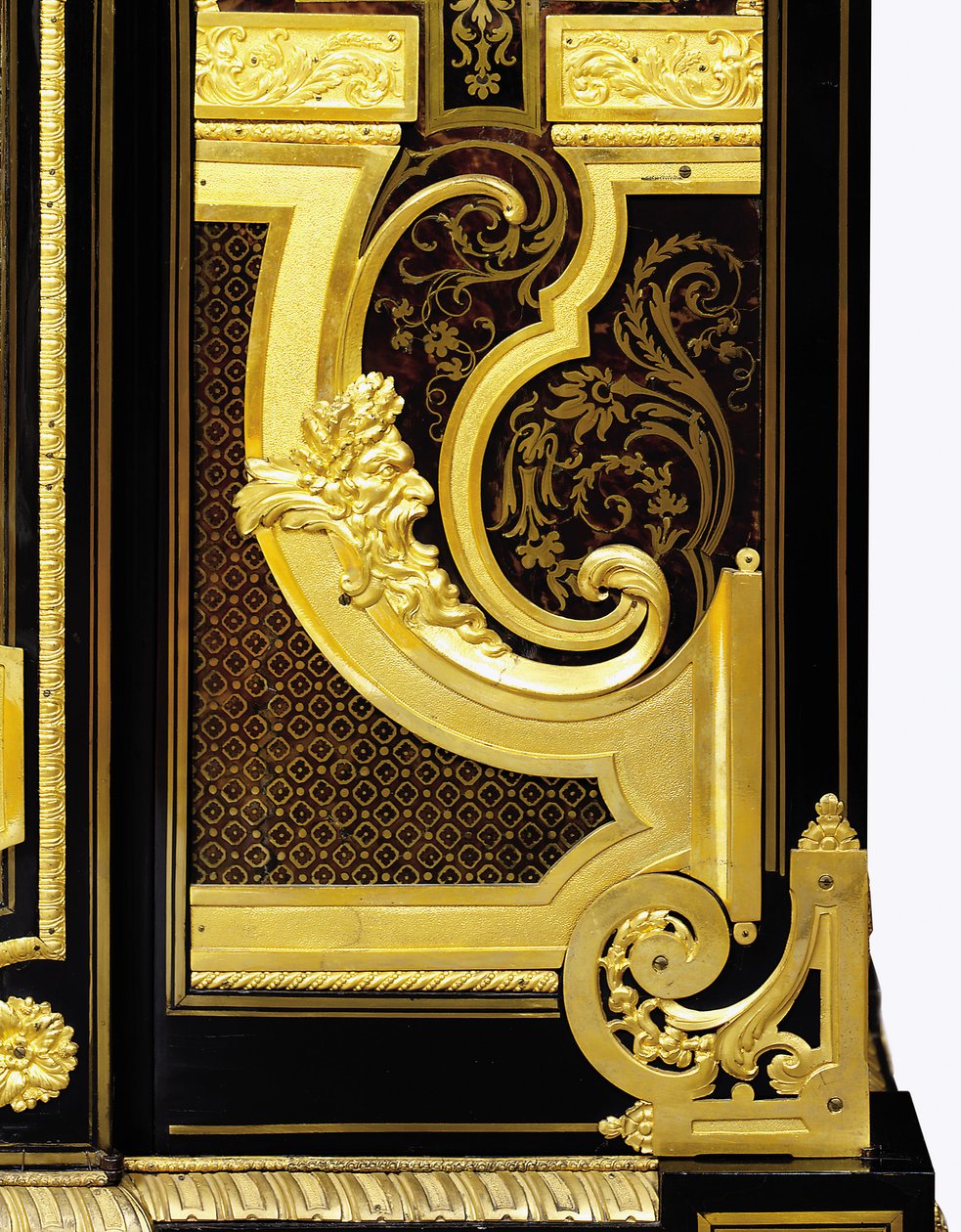 Detalje af en C-scroll-sokkel af parket med en satyrmaske, fra en Louis XIV ormolu-monteret lille garderobe af Andre Charles (attr. to) Boulle