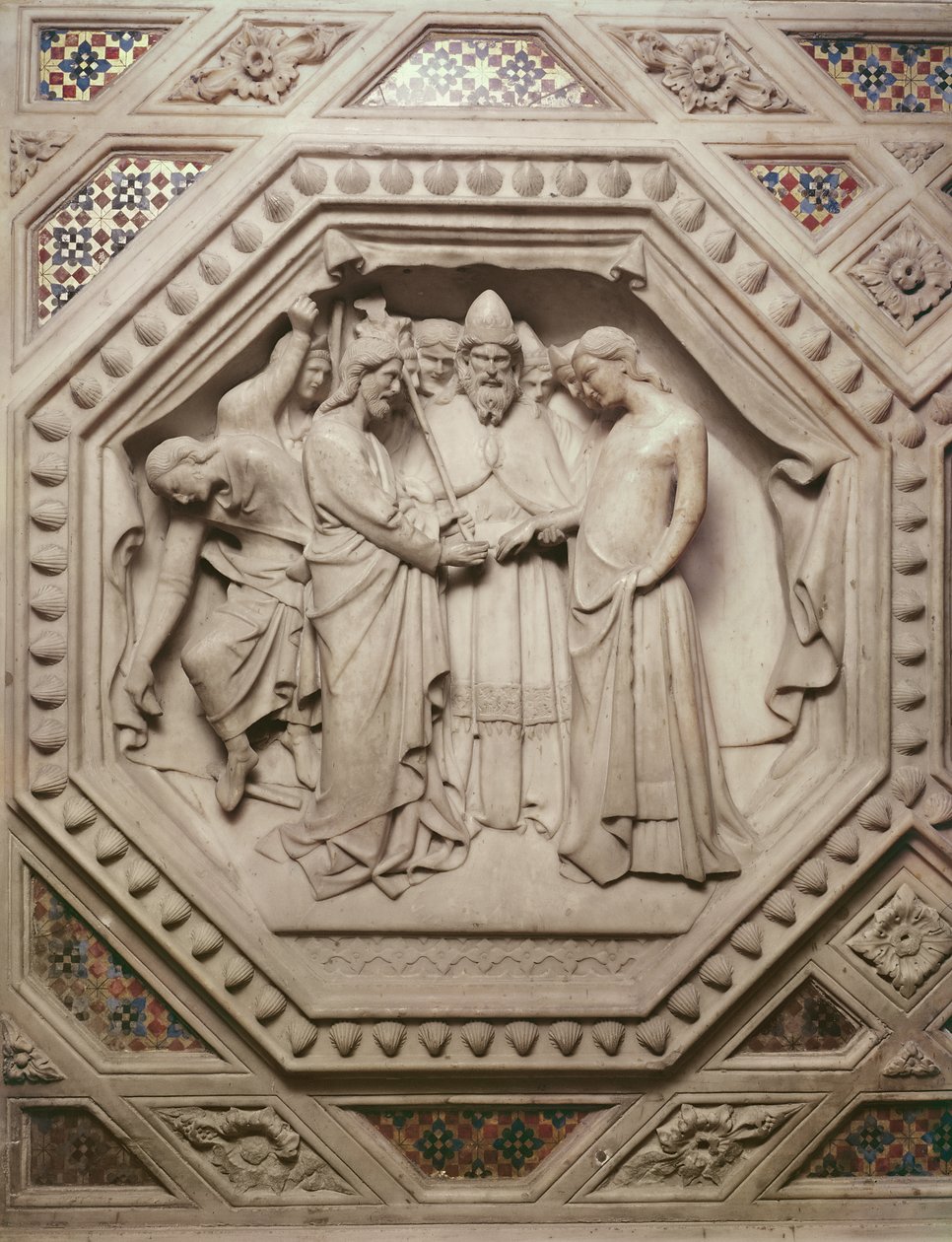 Jomfruens ægteskab, detalje fra bunden af tabernaklet, 1349-59 (marmor) af Andrea di Cione Orcagna