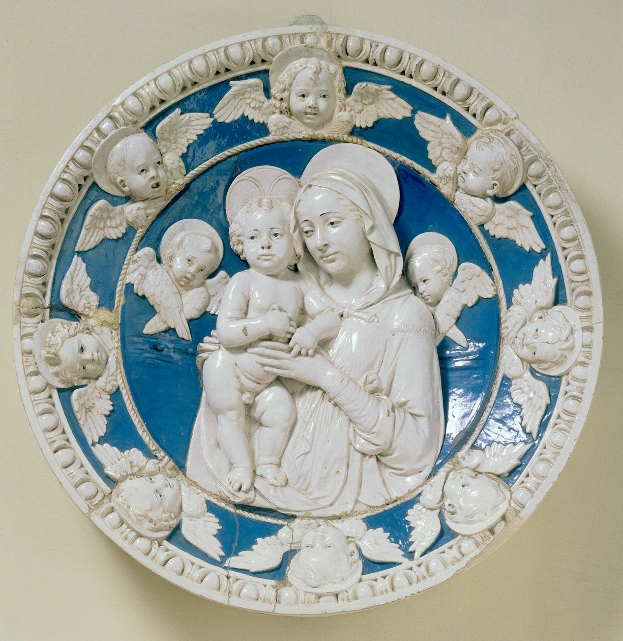 Runde med Madonna og barn af Andrea Della Robbia