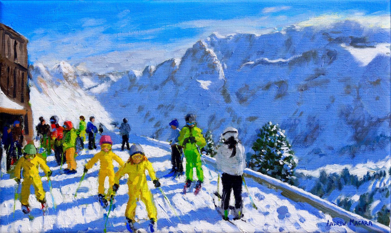 Unge skiløbere i gult, Val Gardena Italien.12x20 af Andrew Macara