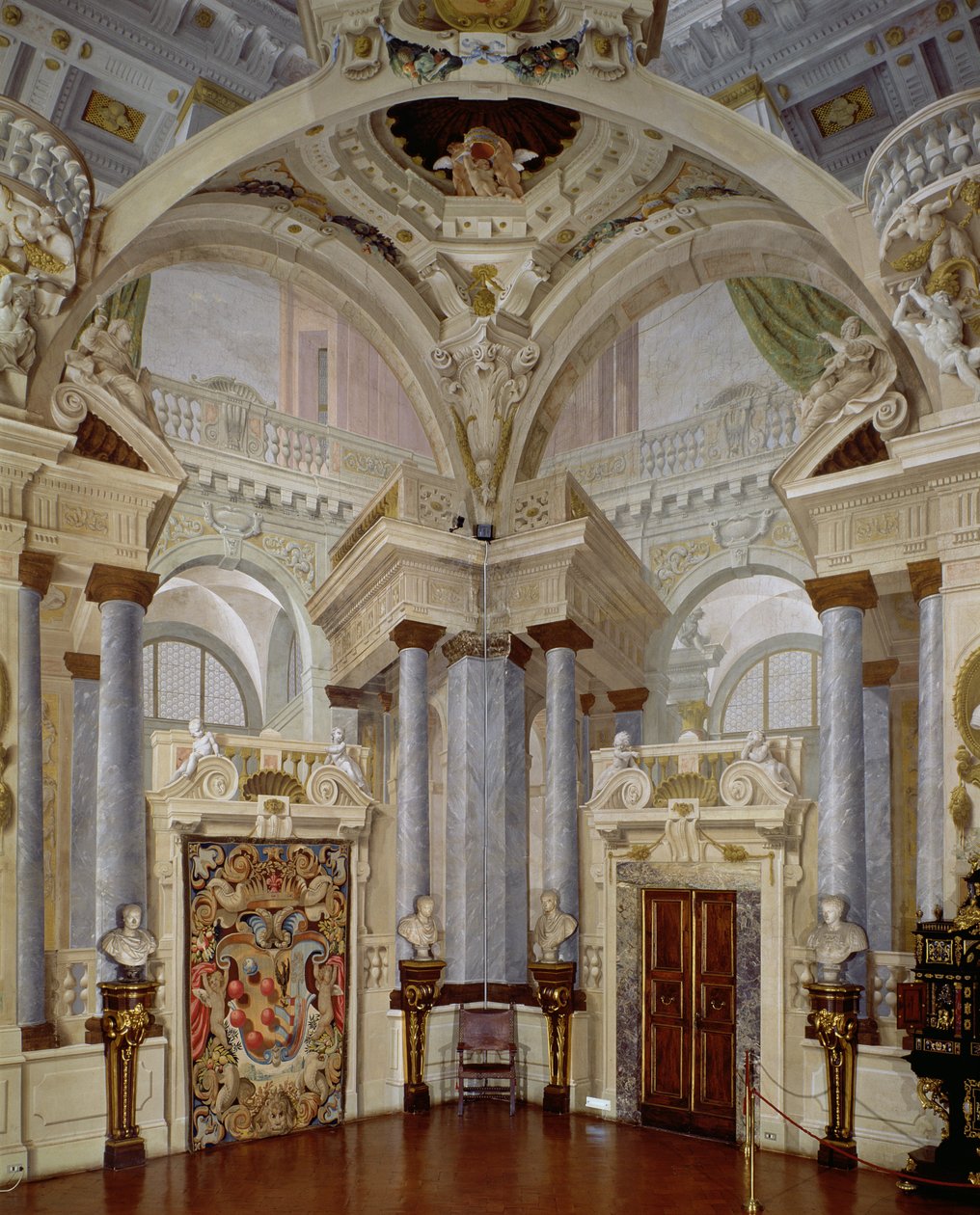 Udsigt over det indre af Sala dellUdienza (publikumssalen) 1638-44 af Angelo and Mitelli Colonna