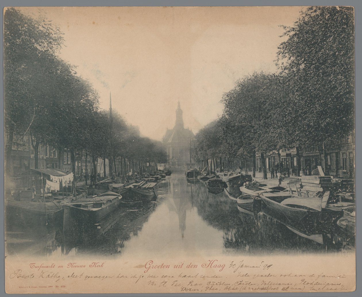 Udsigt over Turfmarkt og Nieuwe Kerk i Haag Hilsen fra Haag; Turfmarkt og Nieuwe Kerk (titel på objekt) af Anonymous