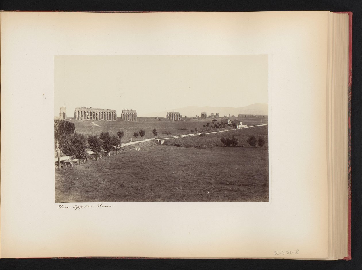 Udsigt over Via Appia nær Rom, Italien Via Appia. rom (titel på objekt) af Anonymous