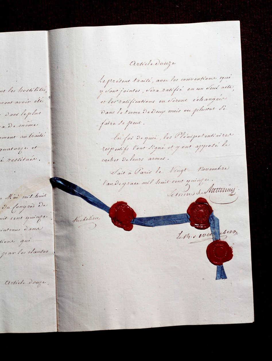 Artikel 12 i traktaten fra 1815 mellem Frankrig og Coaliserne. Anden Paristraktat undertegnet af Armand Emmanuel de Vignerot du Plessis, hertug af Richelieu (1766-1822): traktaten indeholder bestemmelser om samarbejde mellem Østrig, Det Forenede Kongerige, af Anonymous Anonymous