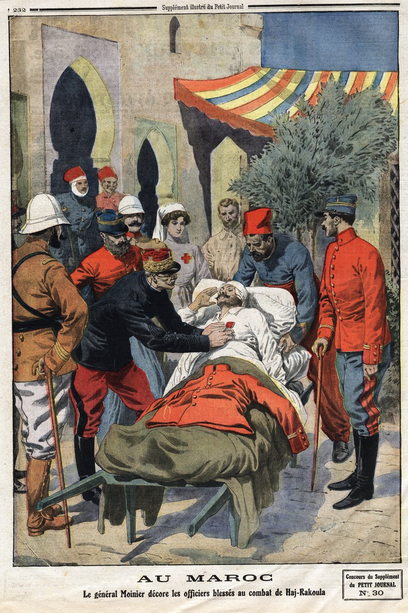 I Marokko dekorerer general Moinier med Æreslegionens kors de officerer, der blev såret i slaget ved Haj Rakoula (HajRakoula) Indgravering i "" Le Petite Journal"" den 21/07/1912. Privat samling. af Anonymous Anonymous