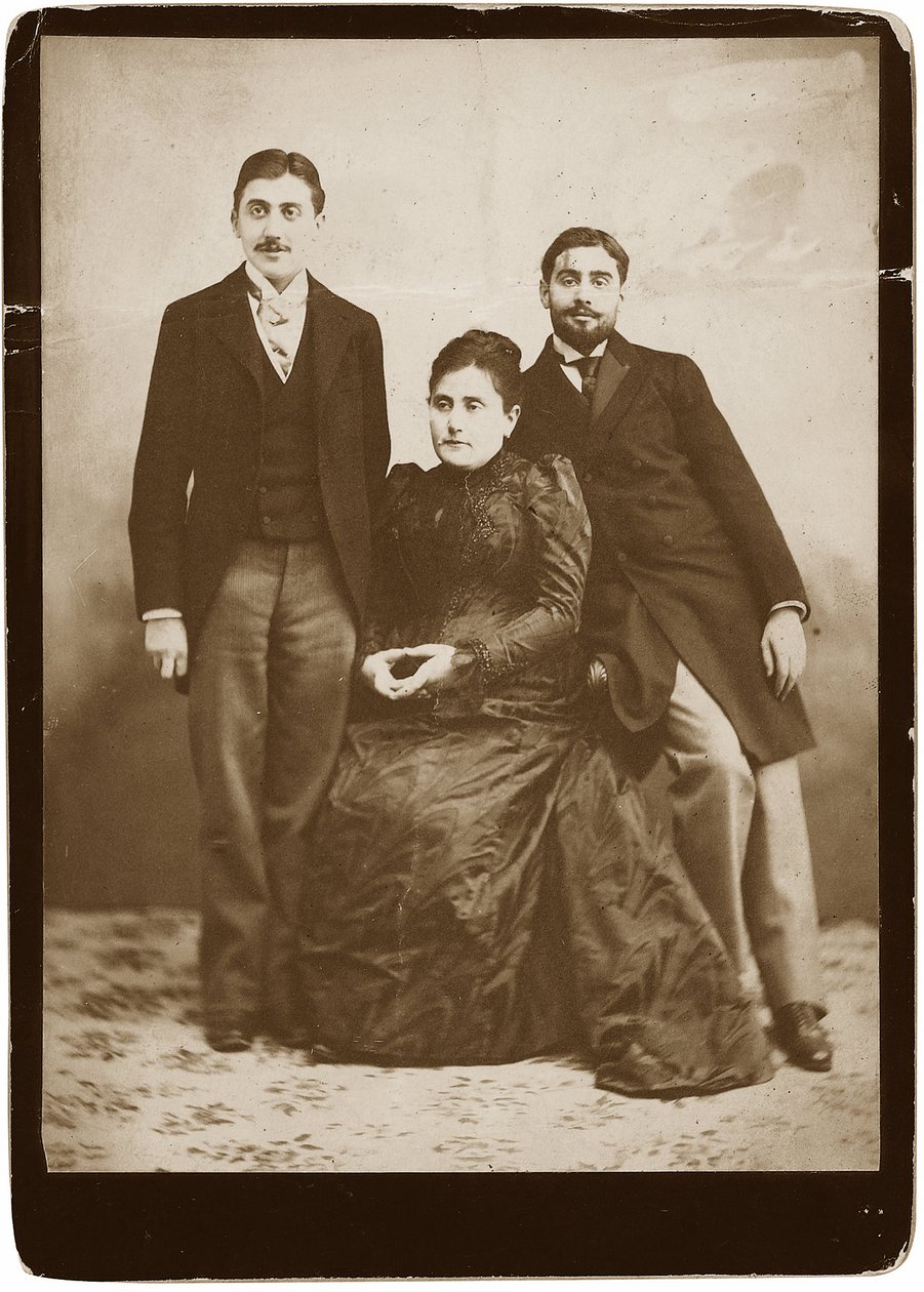 Jeanne Proust nee Weil (1849-1905) og hendes to sønner Marcel og Robert (1873-1935), Anonym. Silver Gelatine Photography, ca 1891, Privat Samling af Anonymous Anonymous
