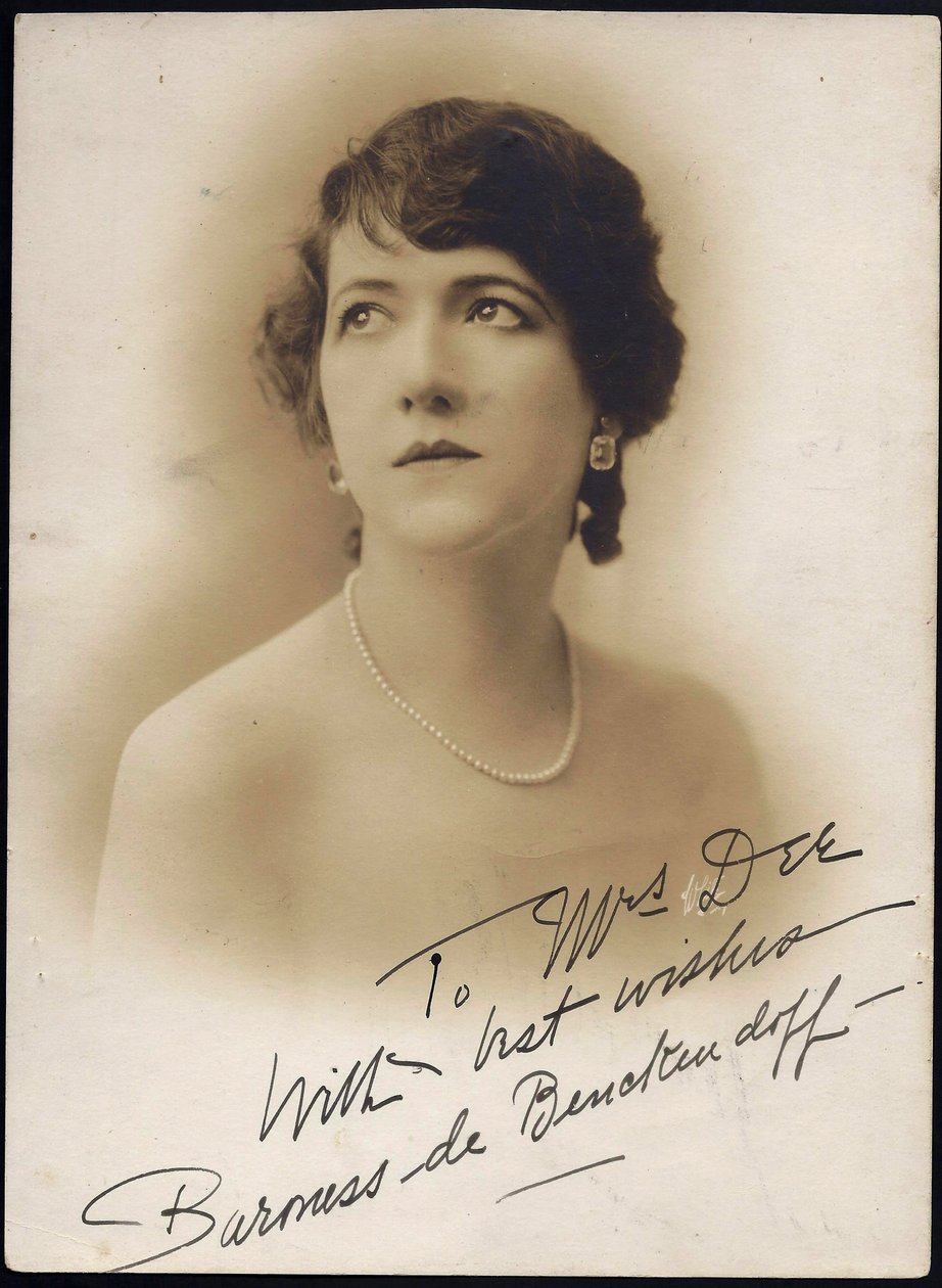 Moura Budberg - Baronesse Maria Ignatyevna Budberg (1891-1974), Anonym. Foto, c. 1930, Privat Samling af Anonymous Anonymous