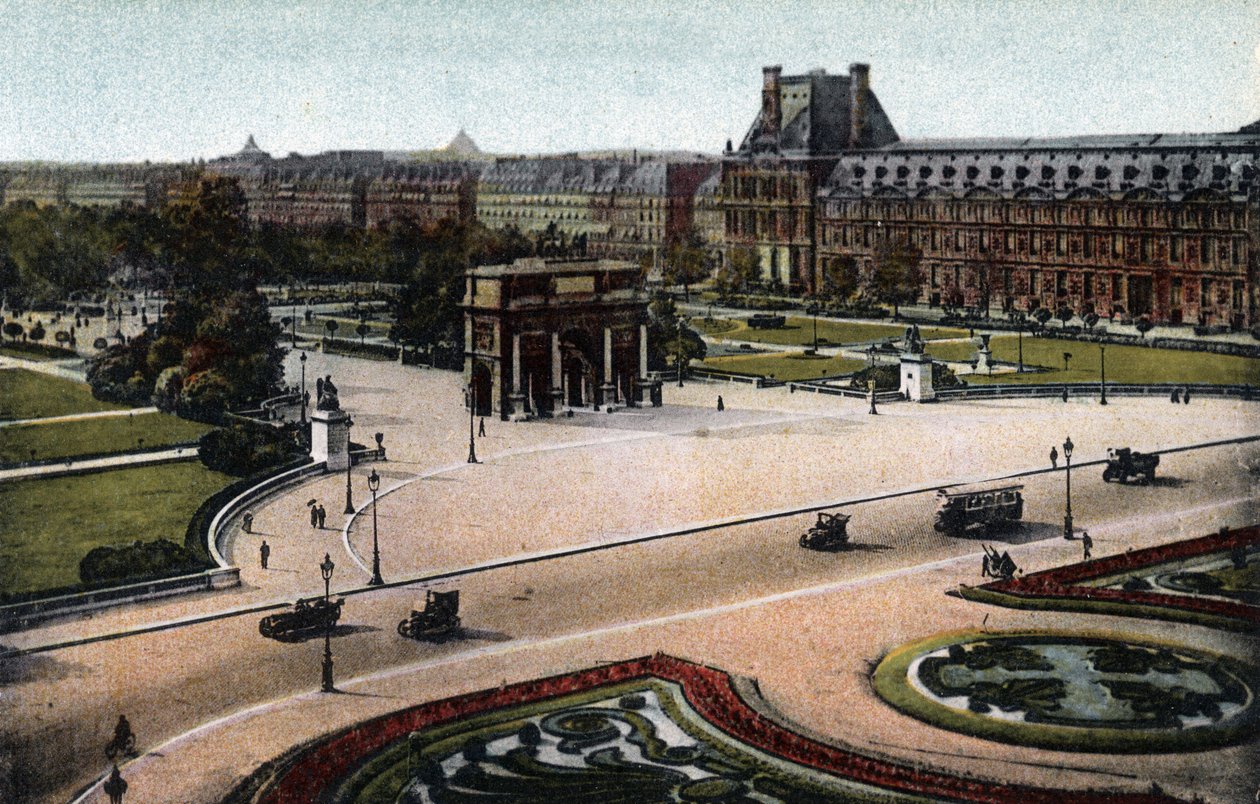 Paris: panorama af Tuilerierne (have og palads) og Arc de Triomphe du Carrousel. Fotografi af 1920 i "" Kunstnerisk Album"" af byen Paris. Privat samling. af Anonymous Anonymous