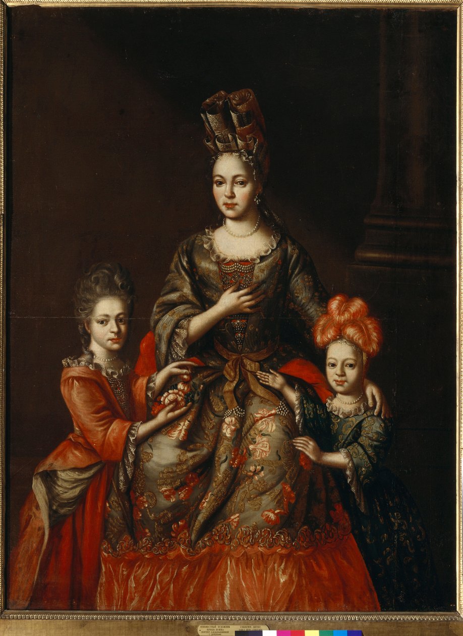 ""Portræt af Anastasia Naryshkina, hustru til guvernøren i Sankt Petersborg, og hendes døtre Alexandra og Tatyana"" Anonymt maleri, tidligt 18. århundrede Dim 180x130,8 cm Statens Tretyakov-galleri, Moskva af Anonymous Anonymous