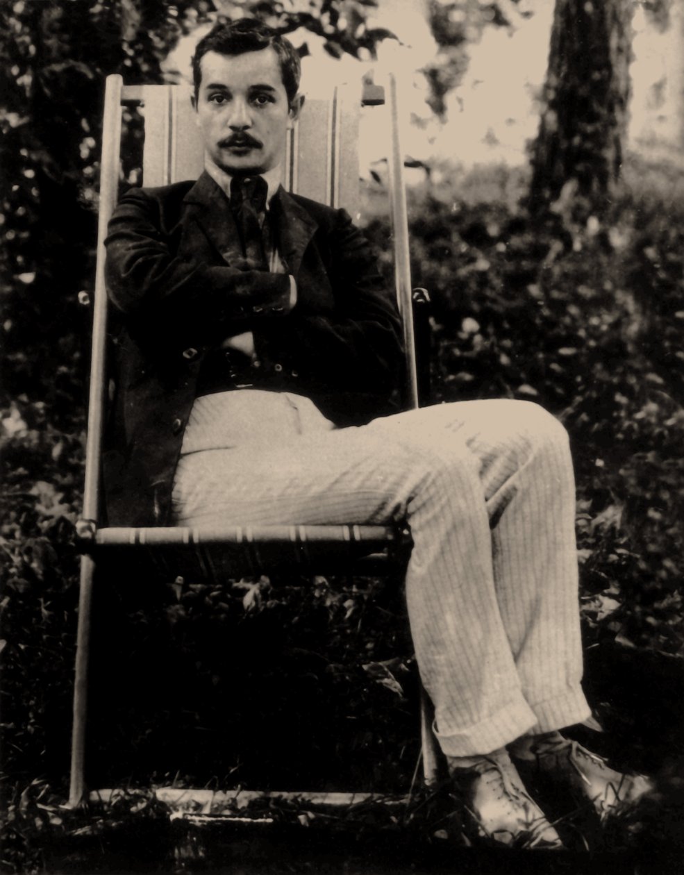 Sacha Tchorny - Portræt af digteren Sasha Chorny (1880-1932), Anonym. Fotografi af Anonymous Anonymous