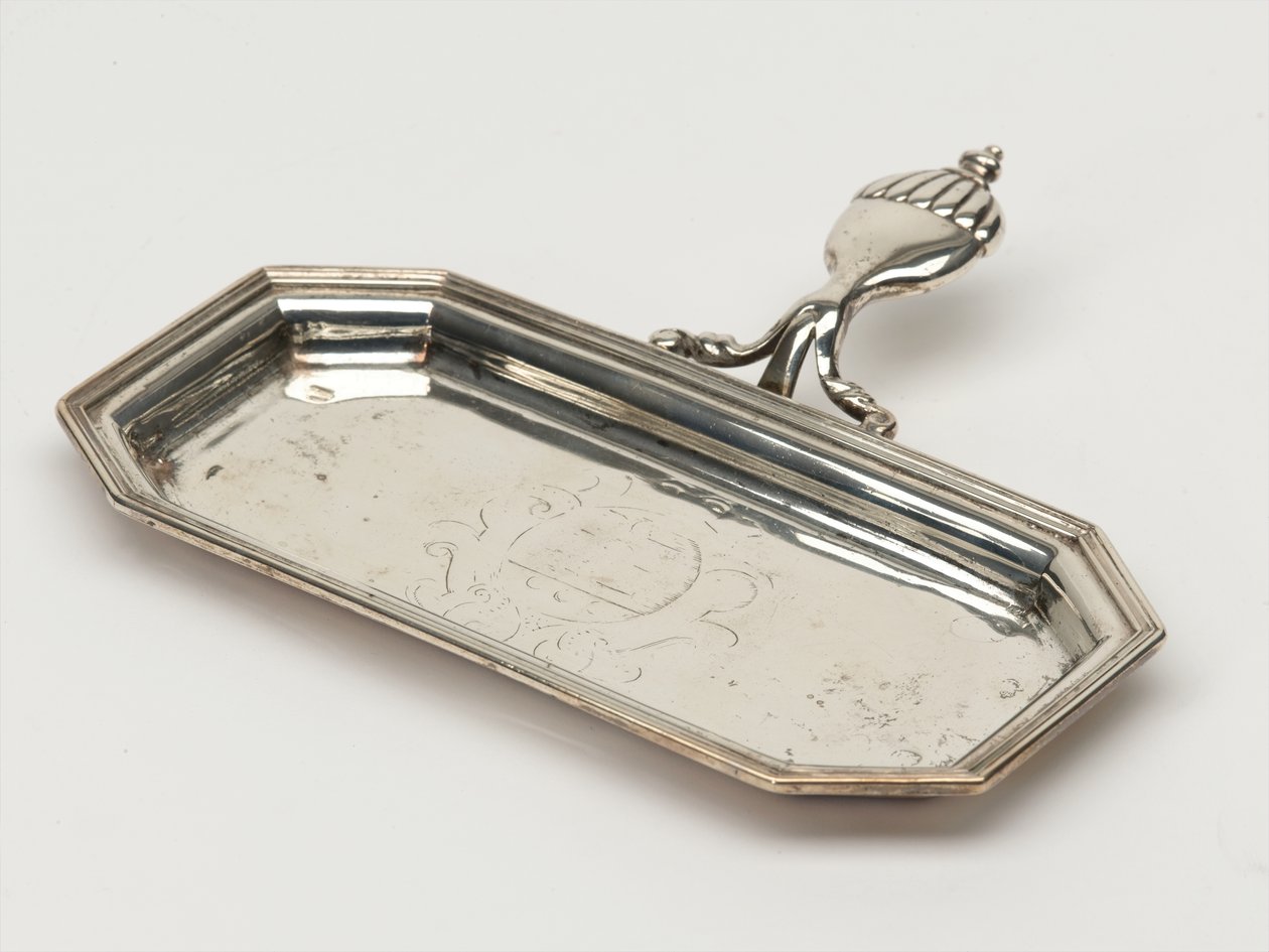 Candle snuffer bakke, Board of Ordnance, ca. 1696 (bakke, snuffer) af Anthony Nelme