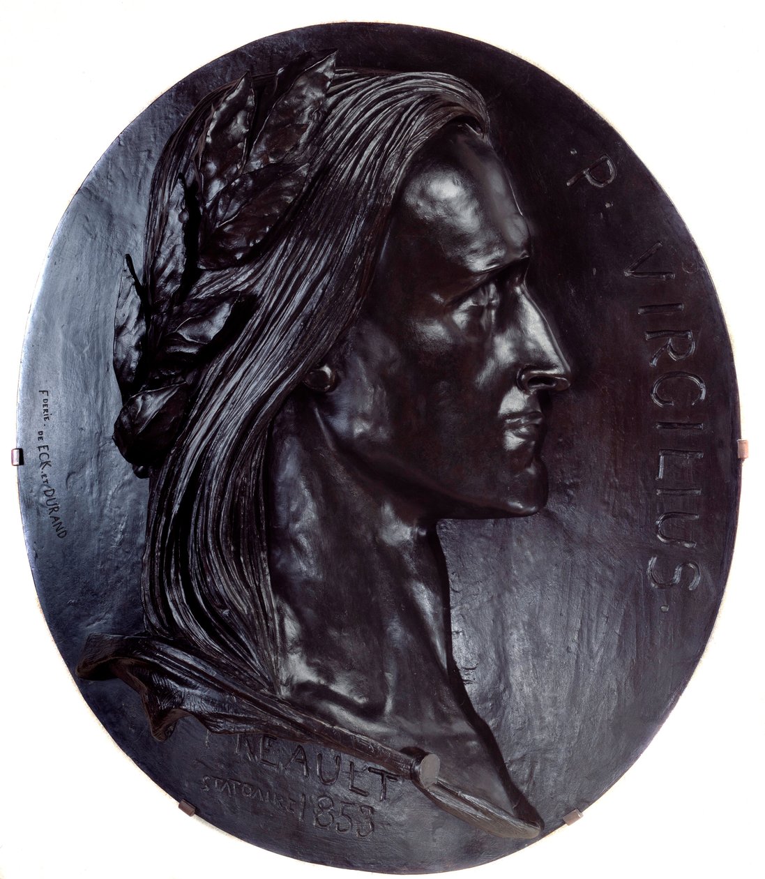 Repræsentation af Virgil (Publius Vergilius Maro eller Virgilio) latinsk digter (70-19 f.Kr.) Kolossal oval bronzemedaljon af Auguste Preault (1809-1879) 1853 Paris, musee d