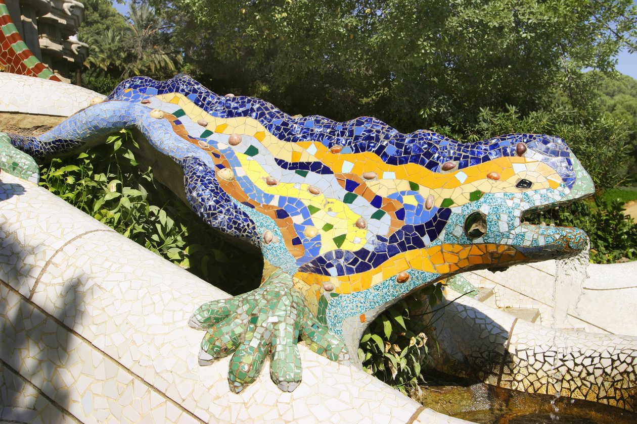 Iguana, ca. 1900-14 (keramik) af Antonio Gaudi