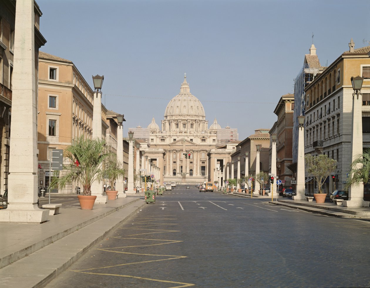 Udsigt over Peterskirken fra Via della Conciliazione af Antonio da Sangallo
