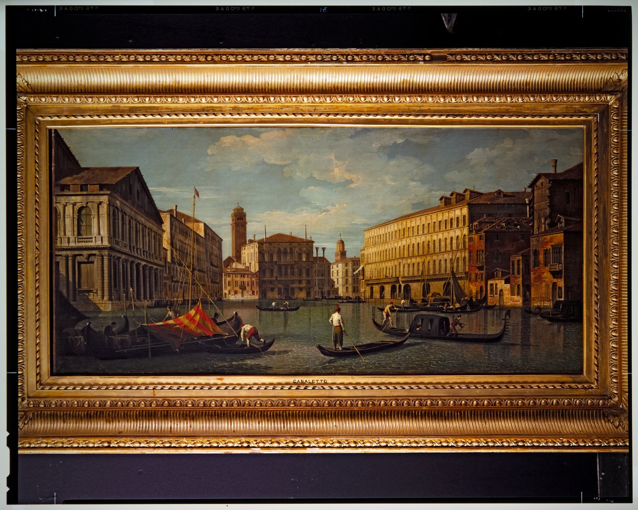 Udsigt over kanalen af Antonio (studio of) Canaletto