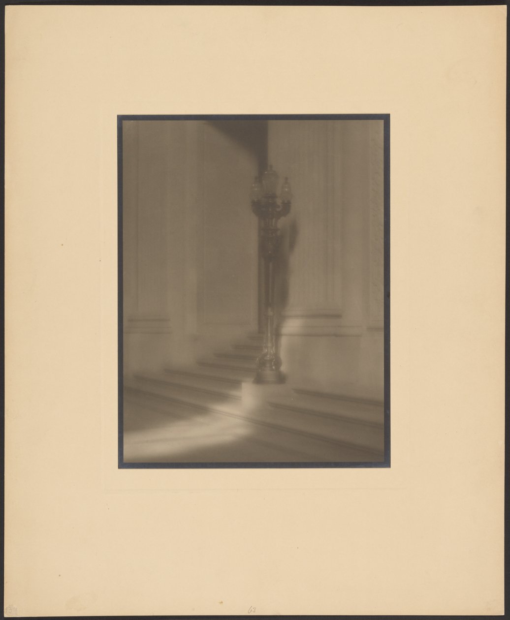 "Electrolier" San Francisco City Hall af Arthur F. Kales