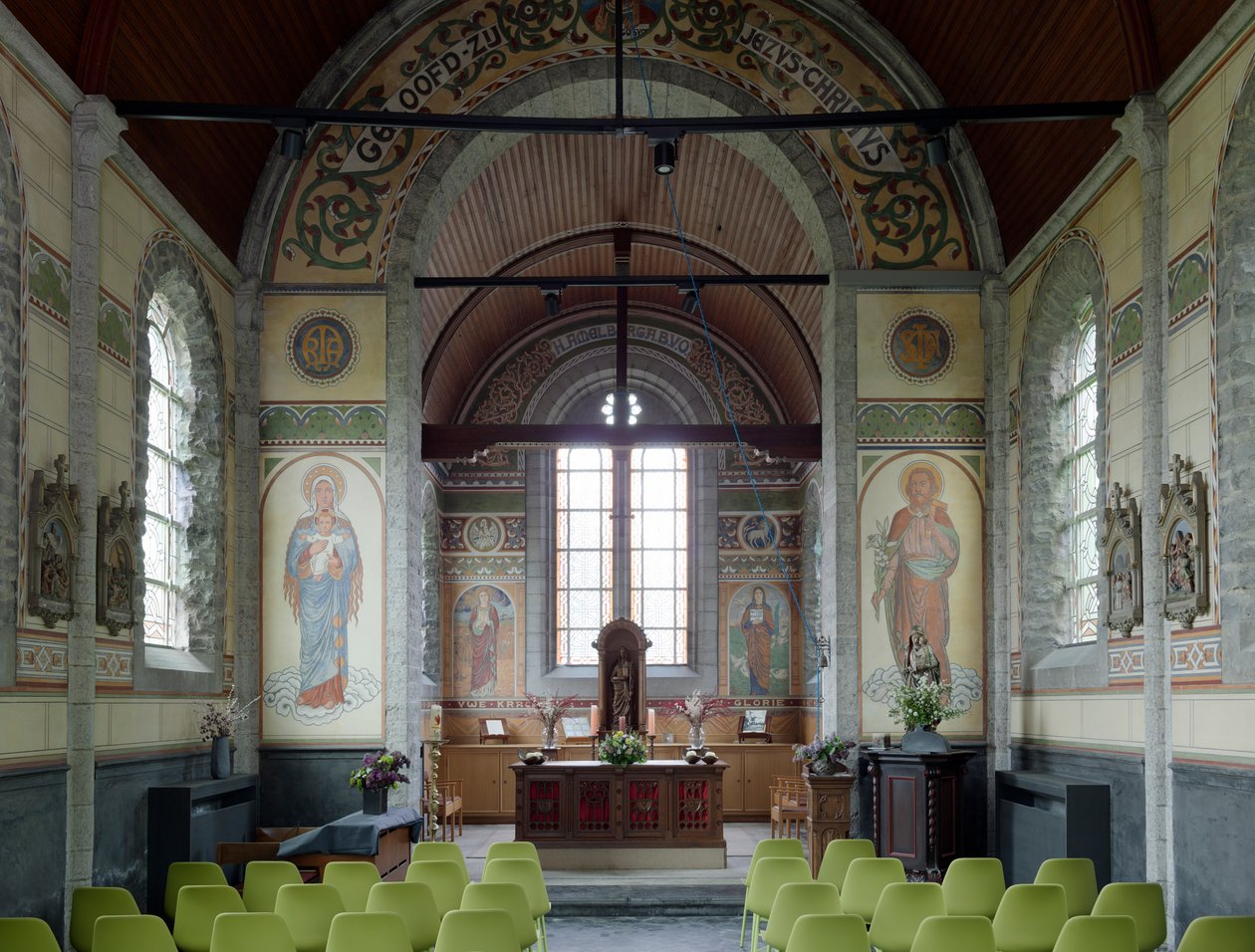 Kapel (Mater, Sint-Amelberga-kapellet). Interiør. 1915-1916. Arkitekt Arthur Van Ommeslaeghe. af Arthur Van Ommeslaeghe