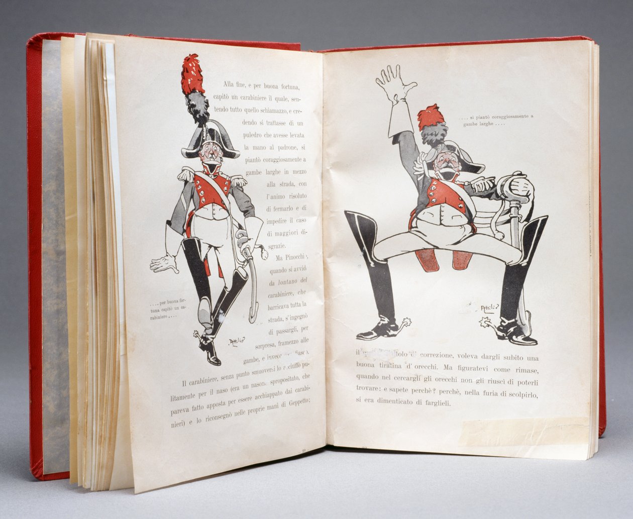 Politibetjente i fuld uniform fra Pinocchios eventyr af Carlo Collodi, Italien af Attilio Mussino