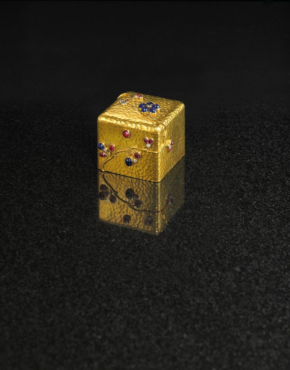 Æske, af Faberge, c.1890 af August Wilhelm Holmström