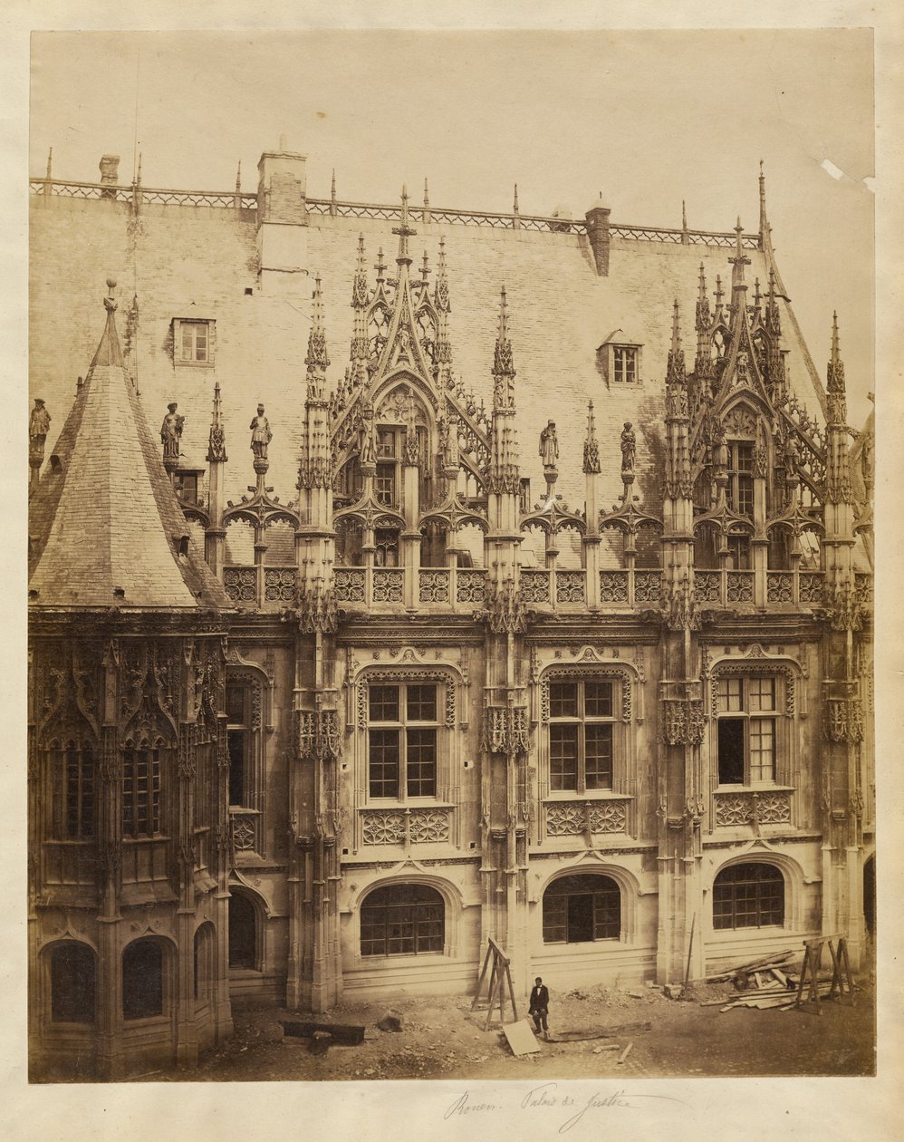 Rouen, retssale af Auguste Rosalie Bisson