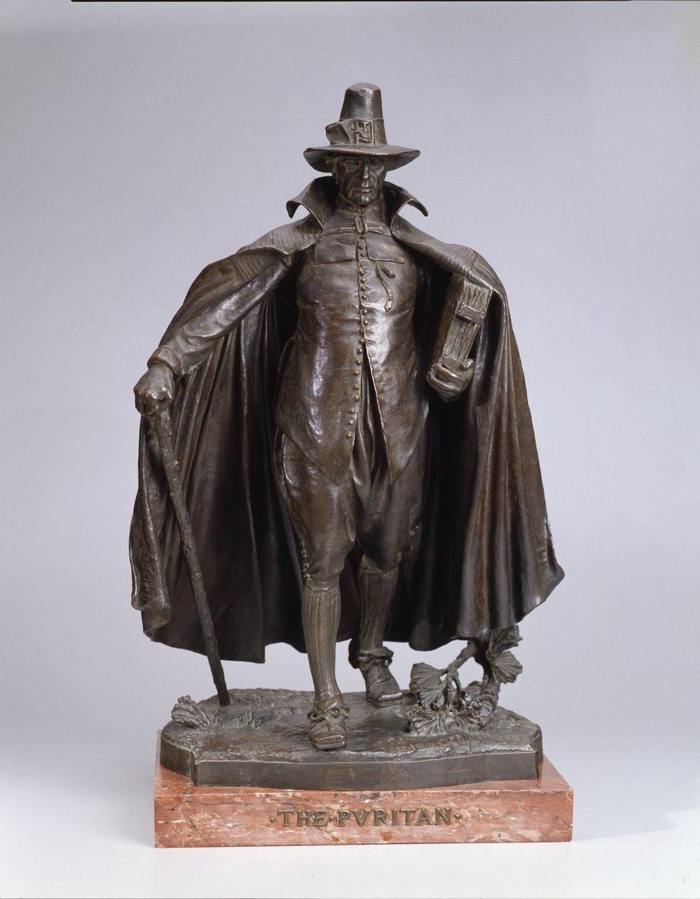 Puritaneren, støbt 1899 (bronze på italiensk marmorbase) af Augustus Saint Gaudens
