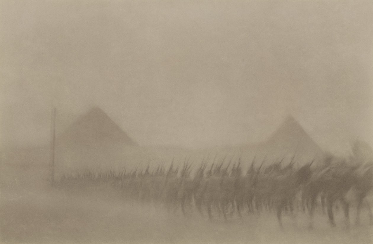 Australsk infanteri marcherer under en støvstorm, der i Egypten er kendt som en Khamseen, 1915 af Australian Photographer