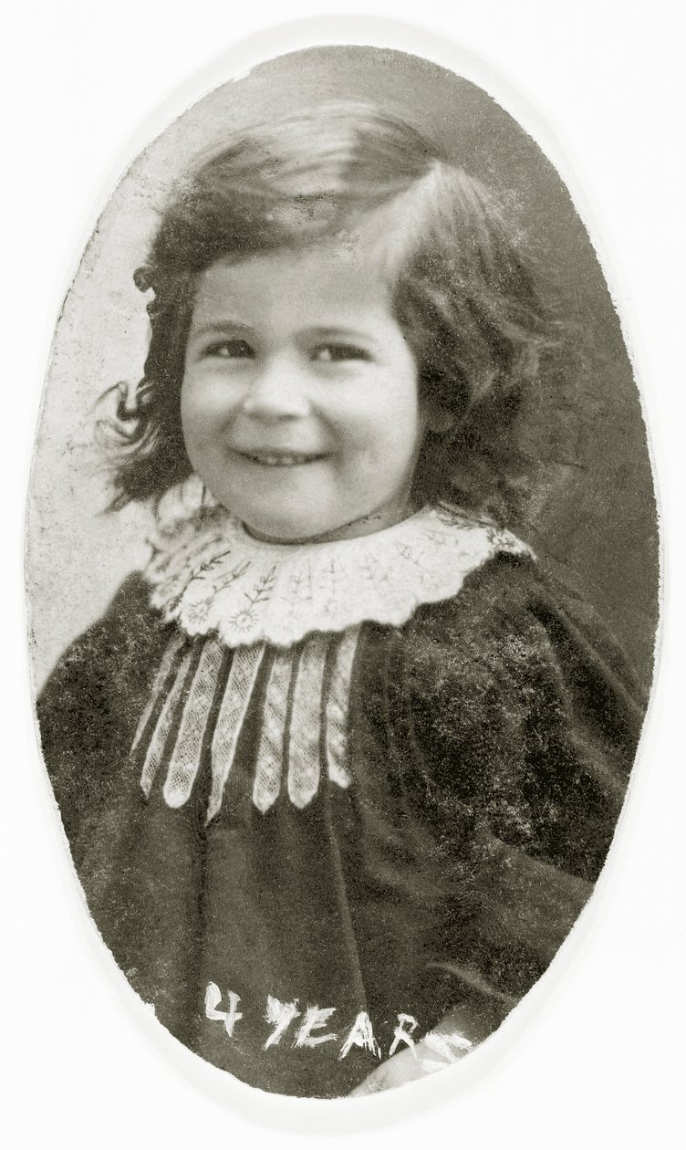 Tina Modotti i en alder af 4, Ferlach, Østrig, 1901 af Austrian Photographer