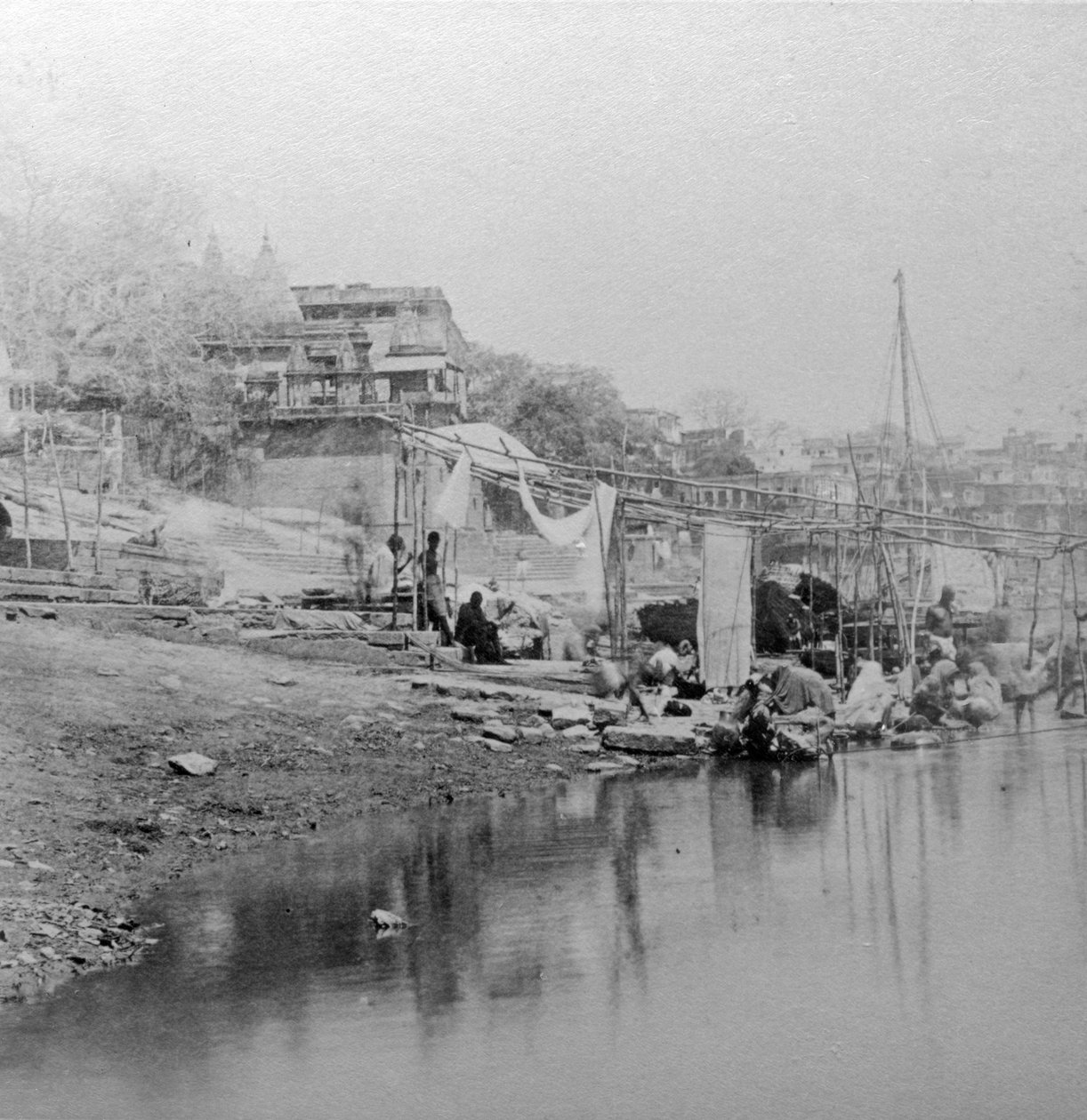 Badende ghat, Benares, Indien, slutningen af det 19. eller begyndelsen af det 20. århundrede af B. W. Kilburn