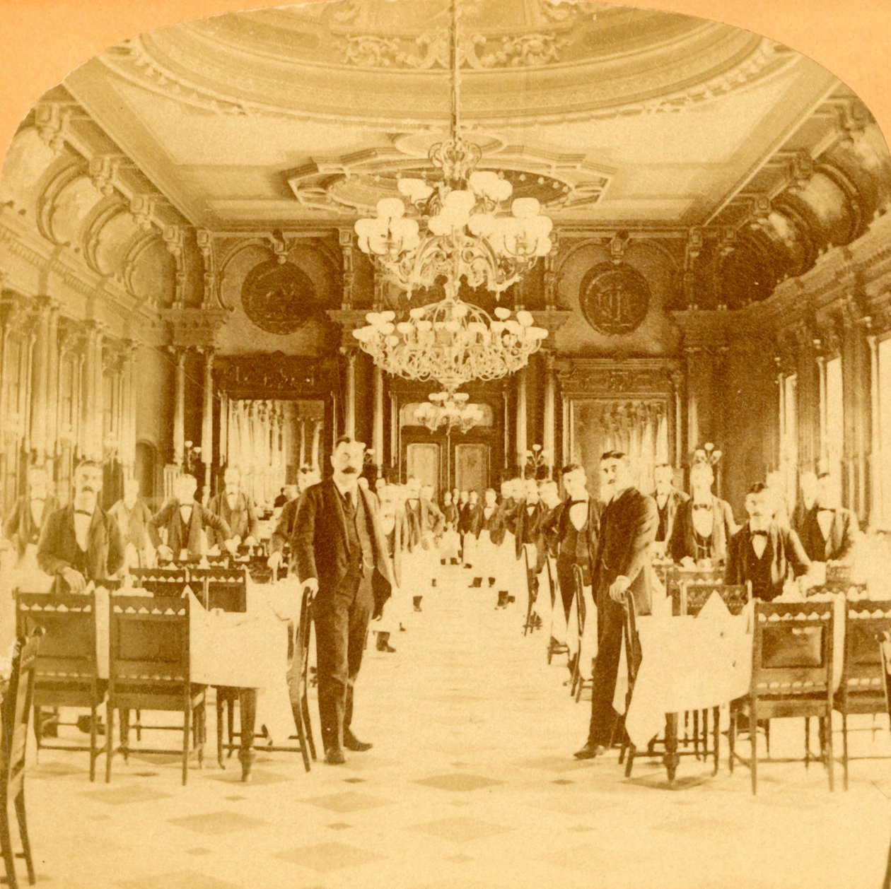 The Great Dining Hall, Windsor Hotel, siges at være den fineste i verden, Montreal, Canada, 1894. af B. W. Kilburn