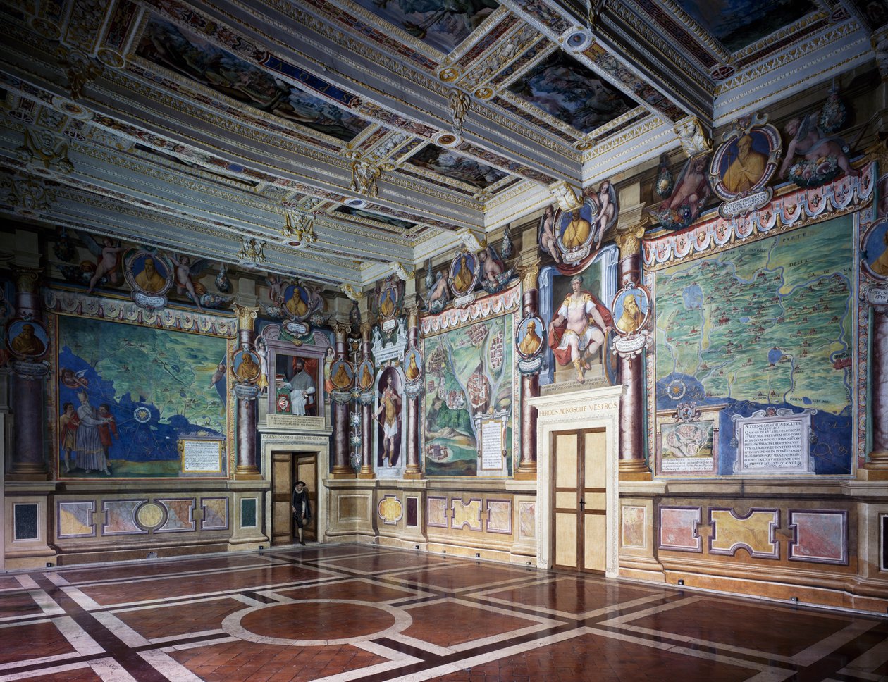 Royal eller Hercules Hall med freskomalerier, Hercules Hally Baldassare Croce, mytologiske scener og historiske begivenheder i byen Viterbo, kasseloft af træ, rådhus, tidligere Palazzo dei Priori, Viterbo, Lazio, Italien af Baldassare Croce