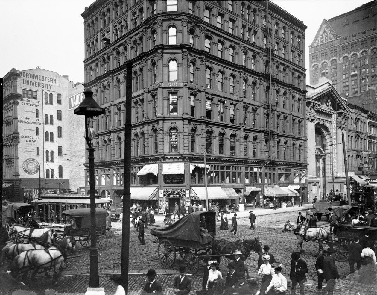 Randolph and Dearborn Streets, Chicago, Illinois, USA, ca. 1900 (s/h-foto) af Barnes and Crosby