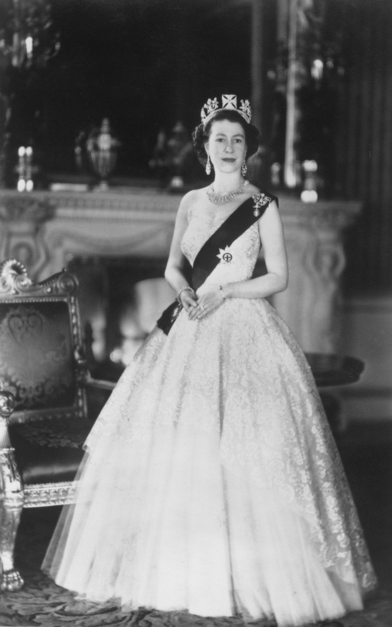 HM Dronning Elizabeth II i Buckingham Palace, 12. marts 1953 af Baron Sterling Henry Nahum