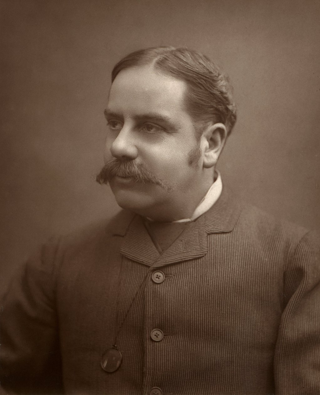 Alfred E Watson, britisk teaterkritiker, 1886 af Barraud