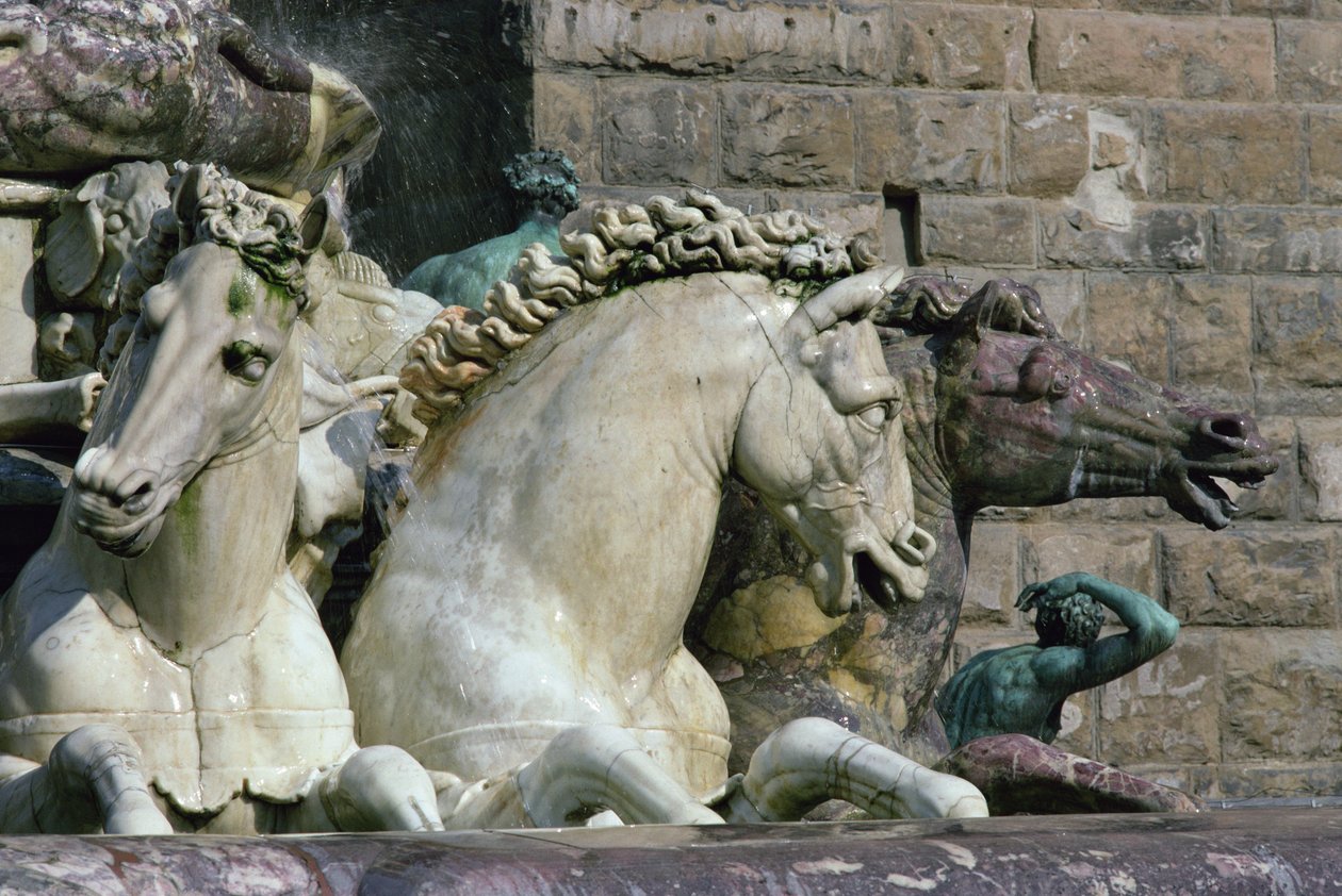 Detalje fra Neptunfontænen, forestillende to søheste, 1560-75 (marmor) (se 134581-134587) af Bartolomeo Ammannati