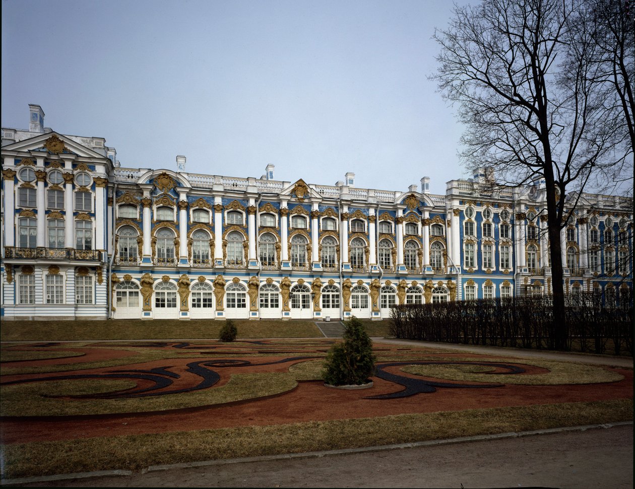 Udsigt over paladset Catherine (Tsarskoie Selo eller Tsarskoye Selo) realiseret af arkitekten Bartolomeo Francesco Rastrelli (ca. 1700-1771) 1752-1756, Pushkin (Pushkin) Rusland af Bartolomeo Franceso Rastrelli