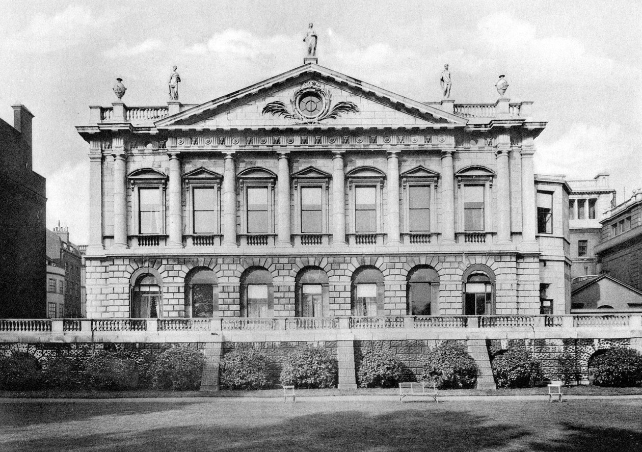 Spencer House, St. James, 1908. af Bedford Lemere and Company