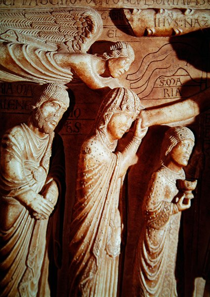 Detalje af Jomfruen fra aflejringen af Benedetto Antelami