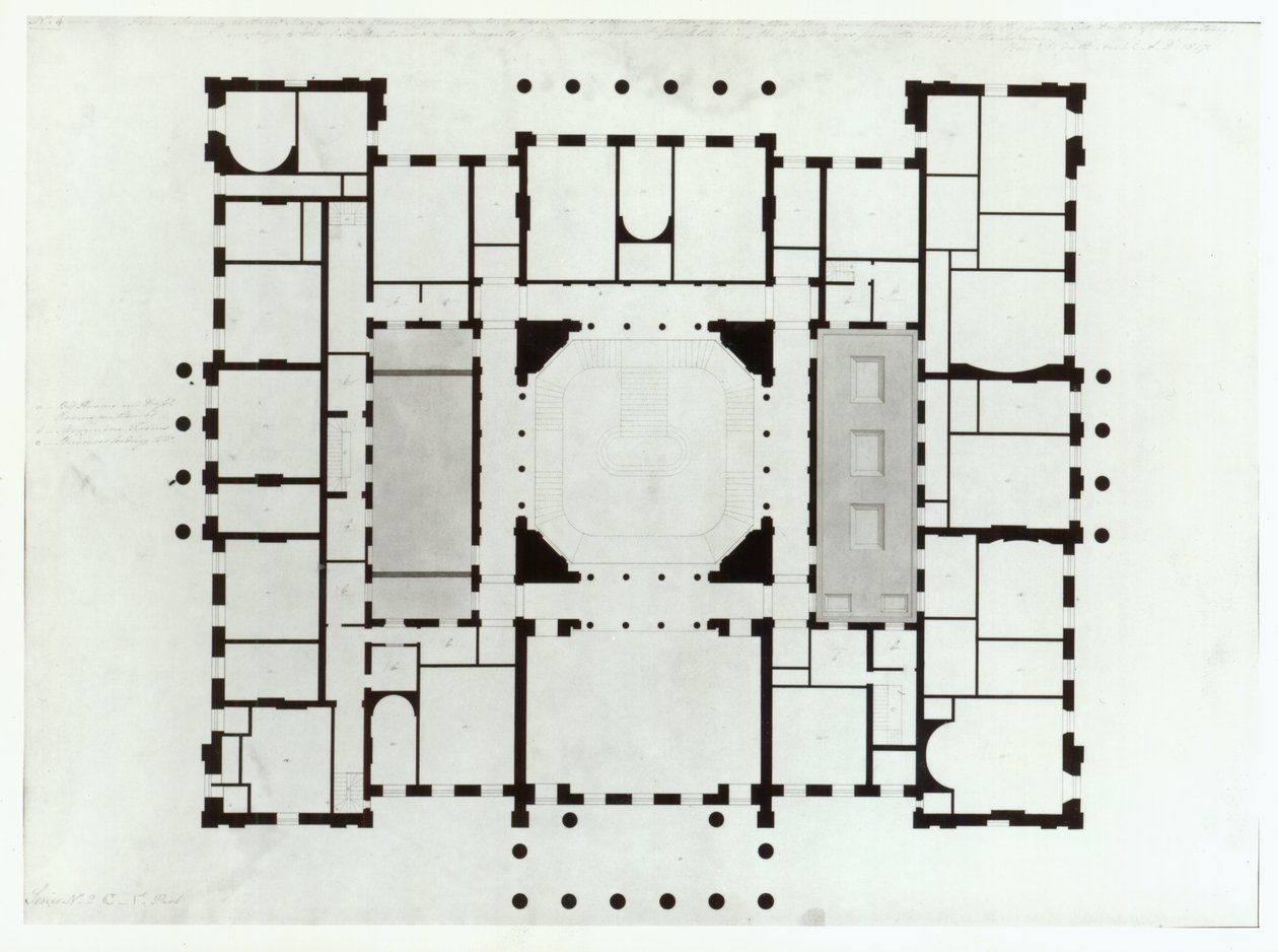 Plan af mezzaningulvet, 1815 (pen og sort blæk, grå vaske) af Benjamin Dean Wyatt