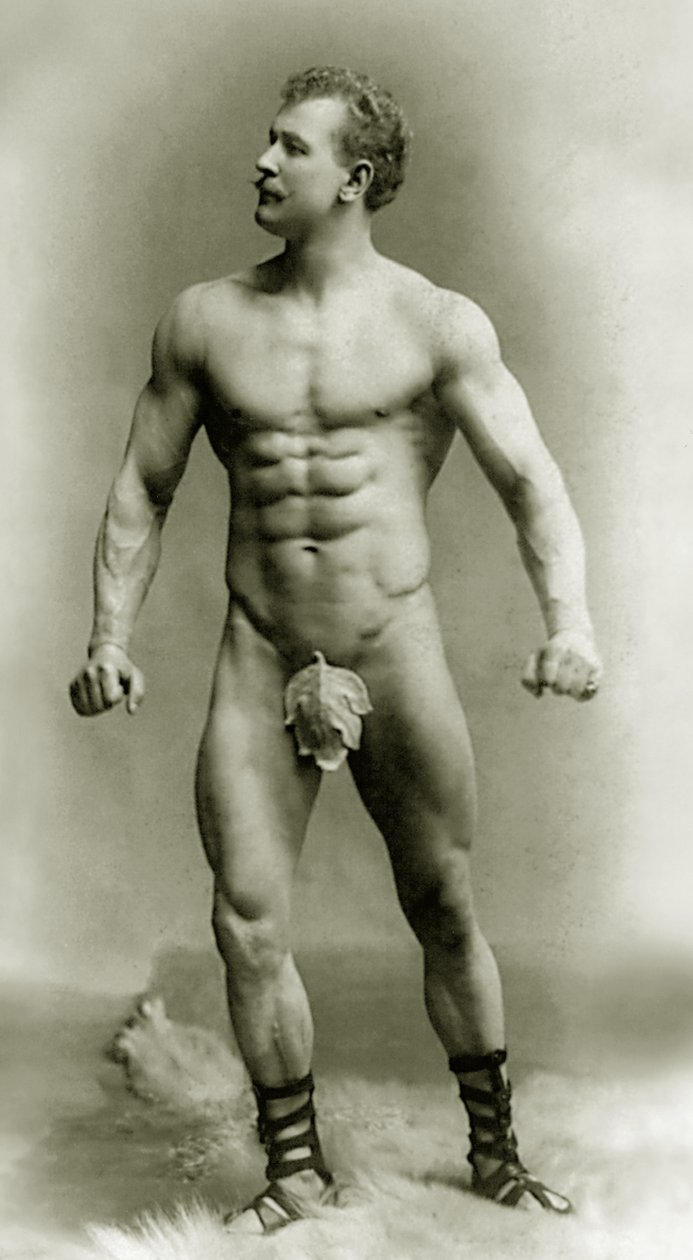 Eugen Sandow, i klassisk oldgræsk-romersk positur, ca. 1894 af Benjamin J. Falk