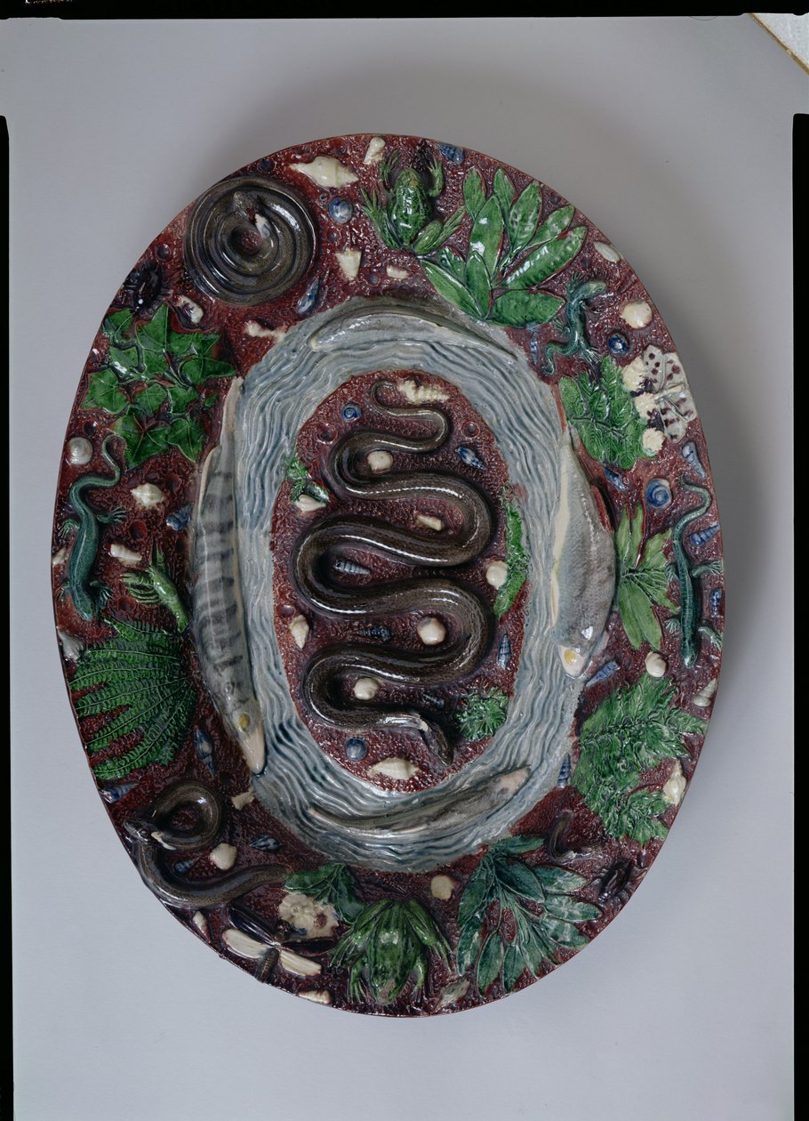 Stort ovalt fad støbt i relief med en græsslange, batrachians og fisk (lertøj) af Bernard Palissy