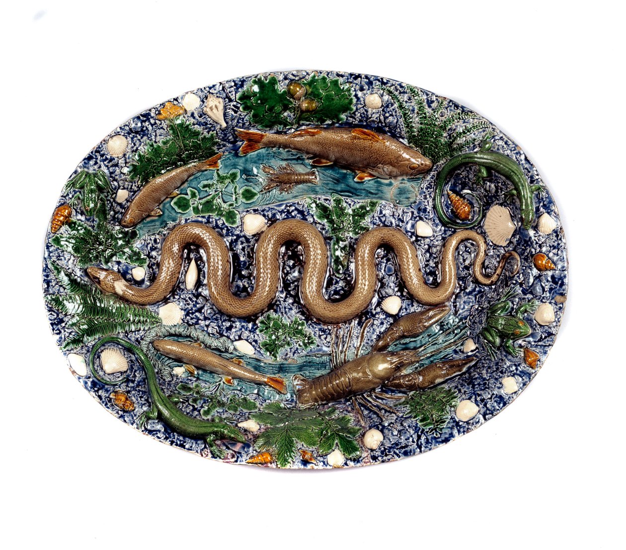 Dam dekorerer rustikke figurer kaldet "slangefadet". Keramik i glaseret jord af Bernard Palissy (1510-1589) af Bernard Palissy